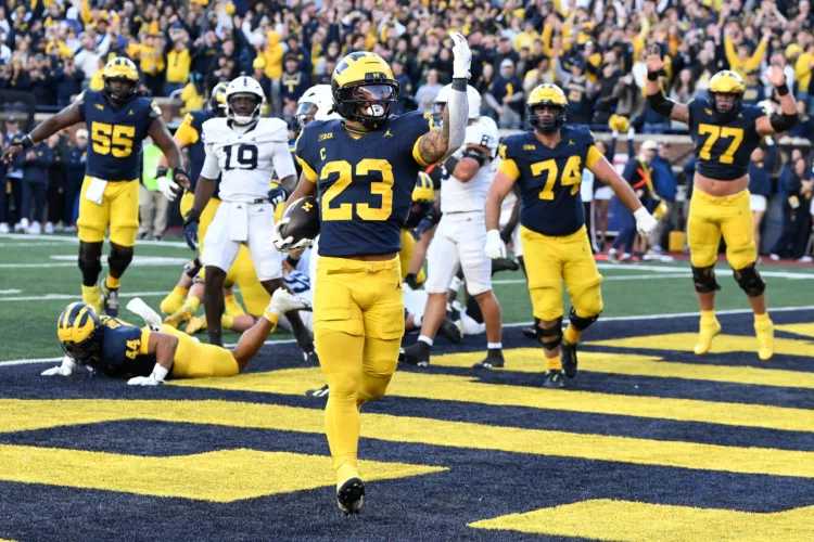 Tommy Carr replaces benched Bryce Underwood, leads Michigan to 21-18 win over Penn State